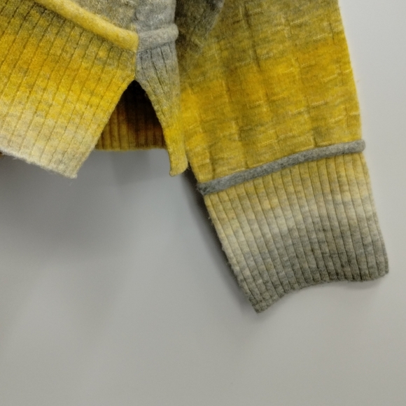 Anthropologie Pilcro Ombre‎ Yellow Striped Cropped Sweater - Picture 7 of 15
